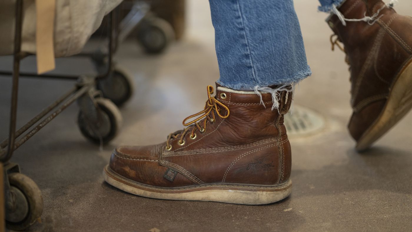 How to Find the Perfect Stylish Steel Toe Shoes for Women