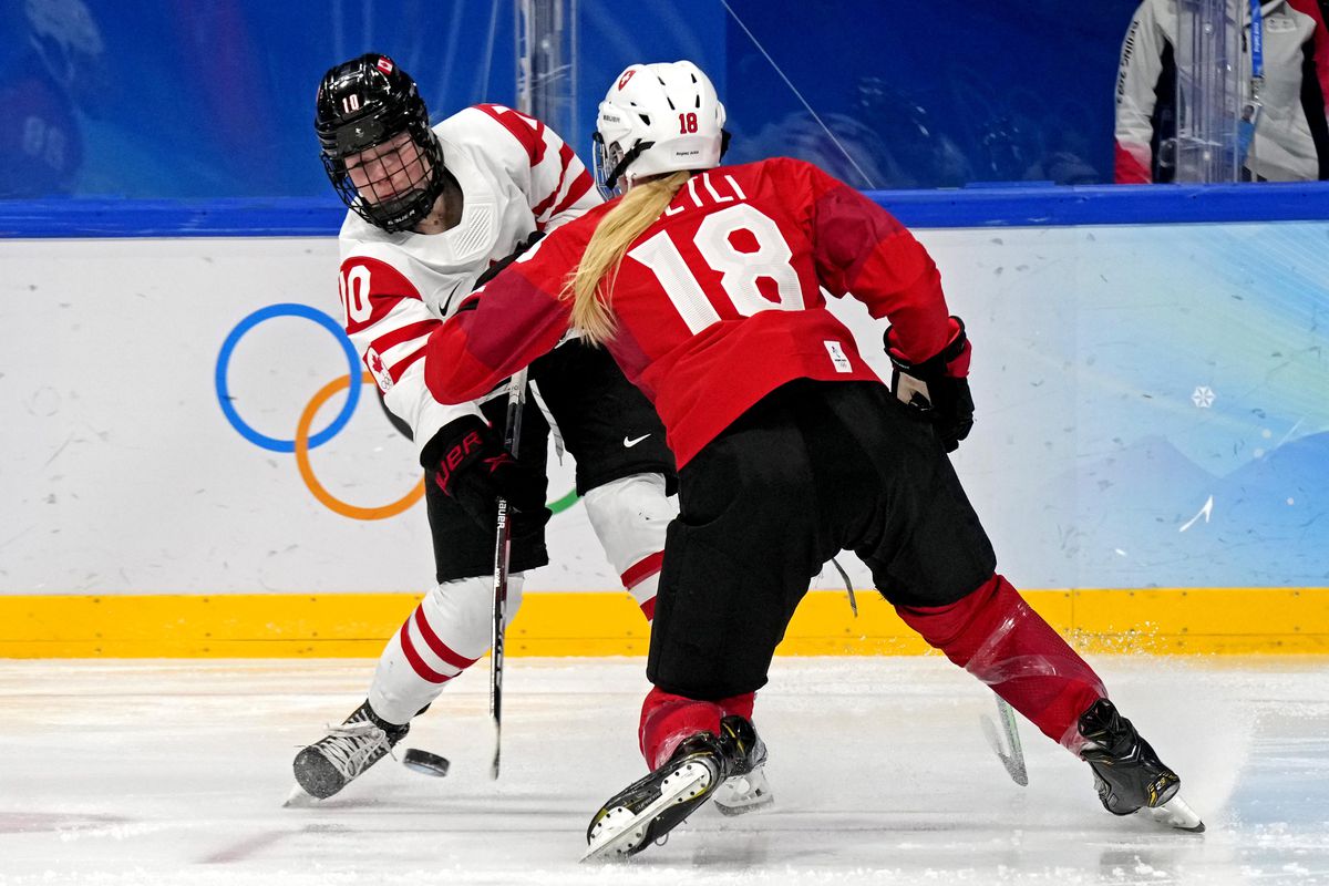 Olympics: Ice Hockey-Women Semifinal - CAN-SUI