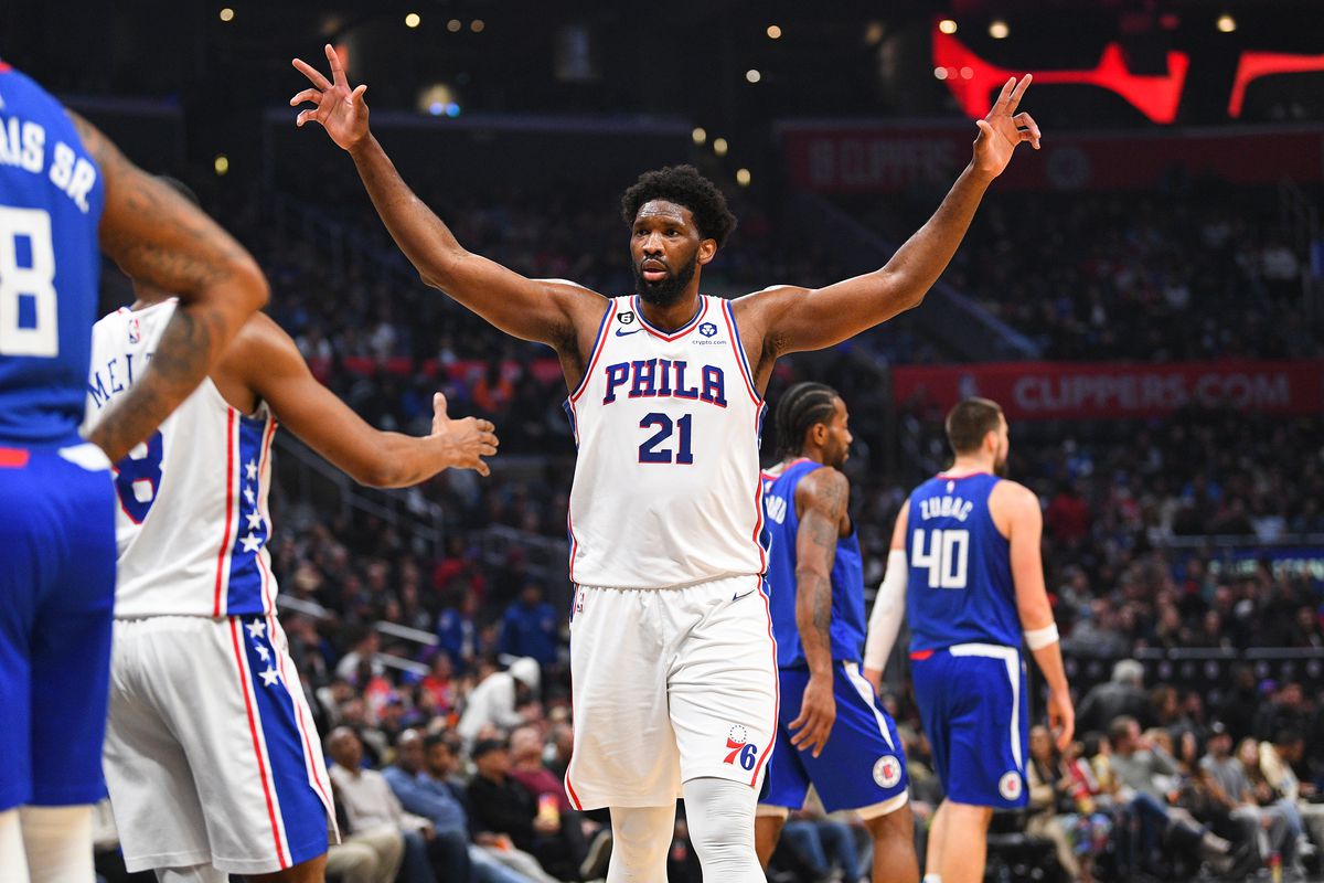 Sixers use dominant fourth quarter to beat Clippers, move to 3-0 