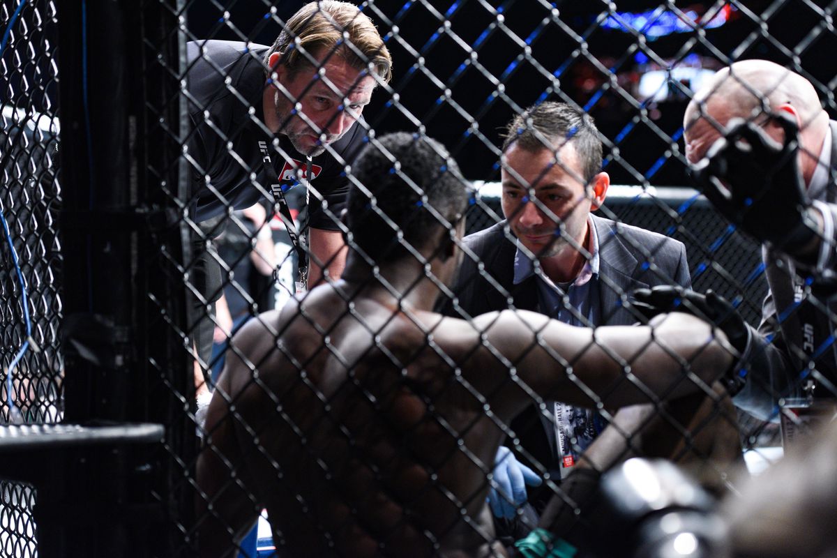 MMA: UFC Fight Night-Mousasi vs Hall