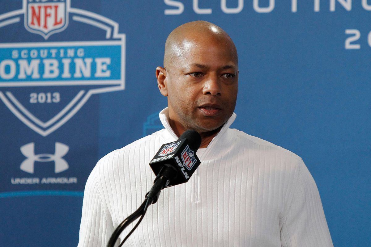Giants' GM Jerry Reese could have more money to offer players than originally thought