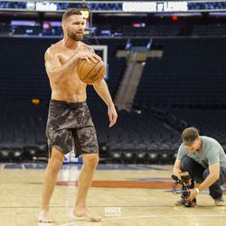 Chris Weidman shows off his dribbling at UFC 230 workouts.