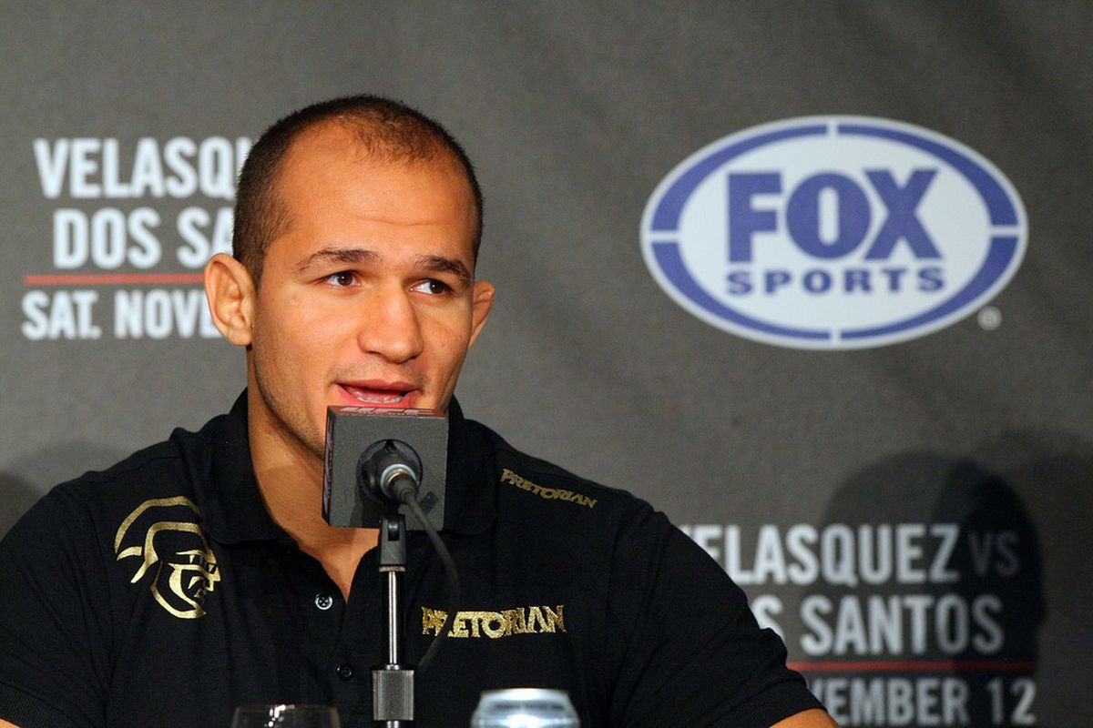 HOLLYWOOD, CA - SEPTEMBER 20:  UFC Fighter Junior dos Santos speaks during the UFC on Fox: Velasquez v Dos Santos - Press Conference at W Hollywood on September 20, 2011 in Hollywood, California.  (Photo by Victor Decolongon/Getty Images)