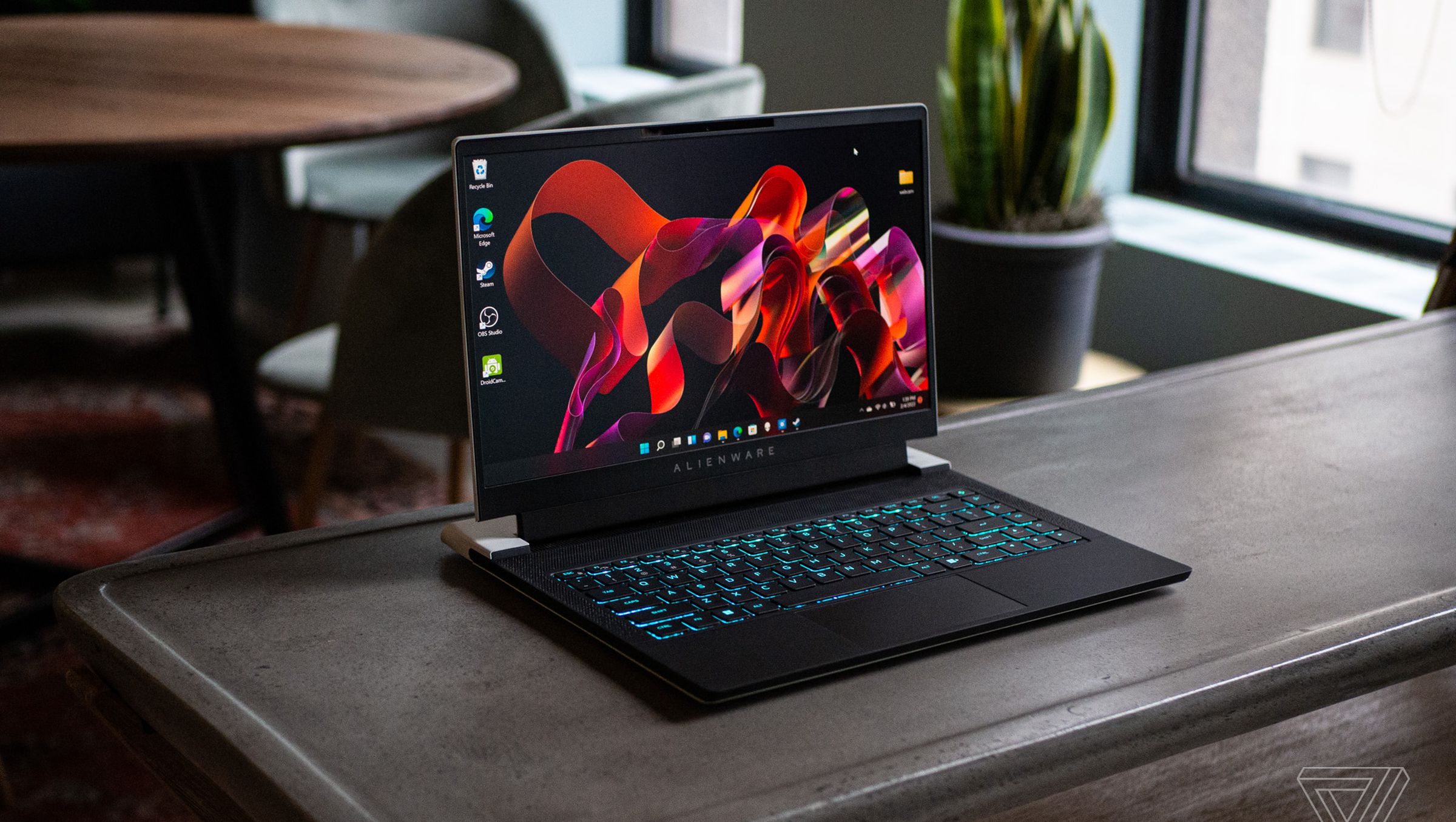 Alienware X14 review: smaller size, smaller performance - The Verge