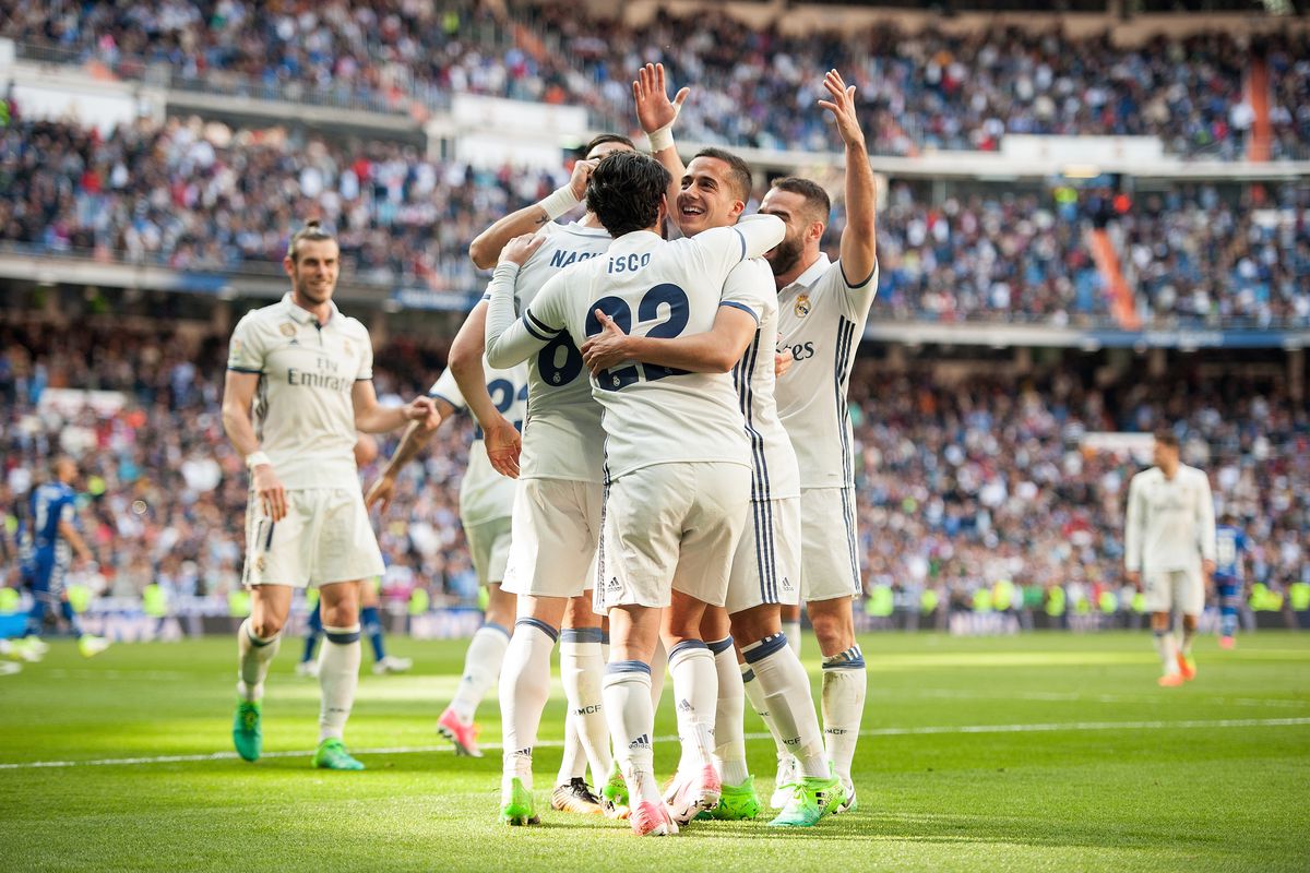 Real Madrid CF v Deportivo Alaves - La Liga
