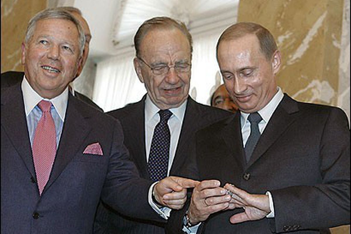 <em>High price of diplomacy: 'Psssst... President Putin... Vlad baby... that's my ring!'</em>