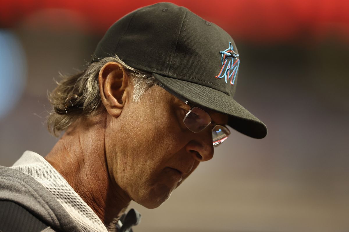 Manager Don Mattingly of the Miami Marlins walks off the field during the sixth inning of the MLB game at Chase Field