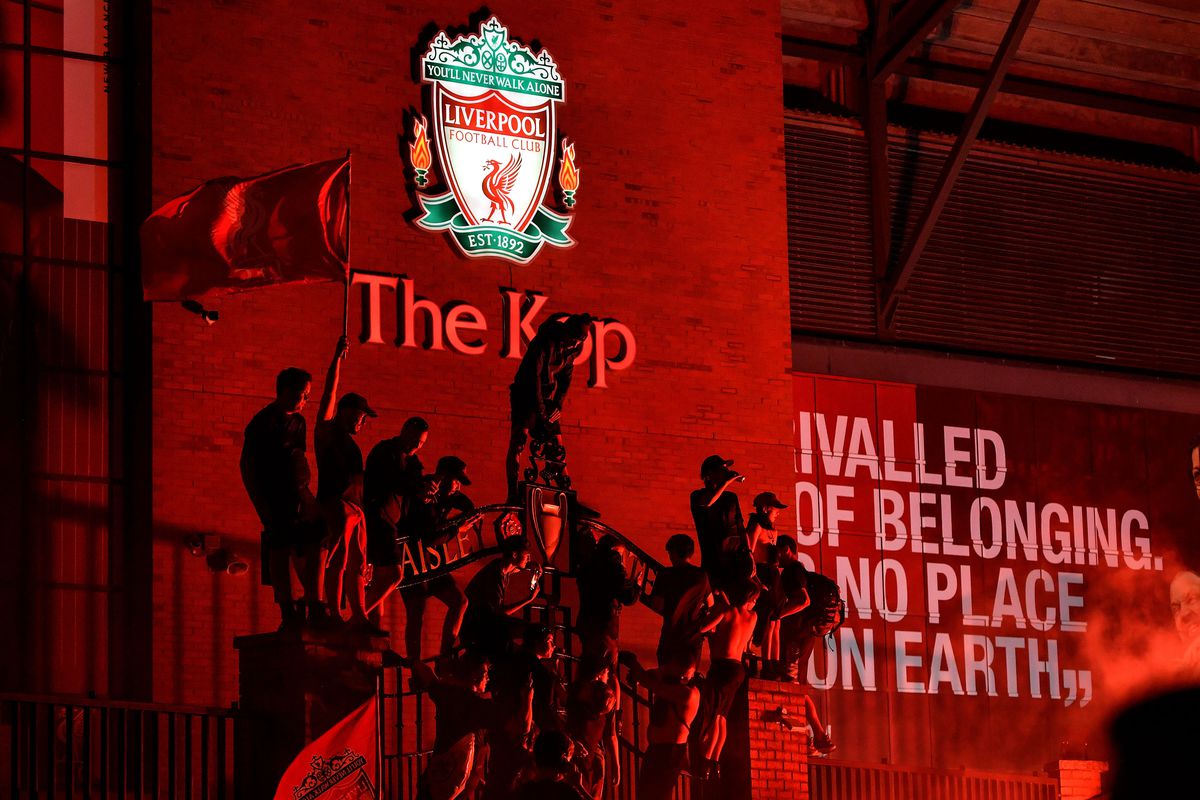 Liverpool Fans Outside Anfield As Title Rivals Manchester City Play Chelsea