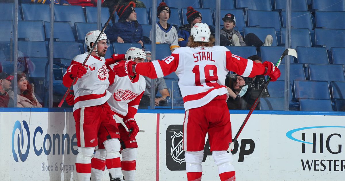 Bring out the brooms: Larkin, Red Wings sweep Buffalo with 3-2 win