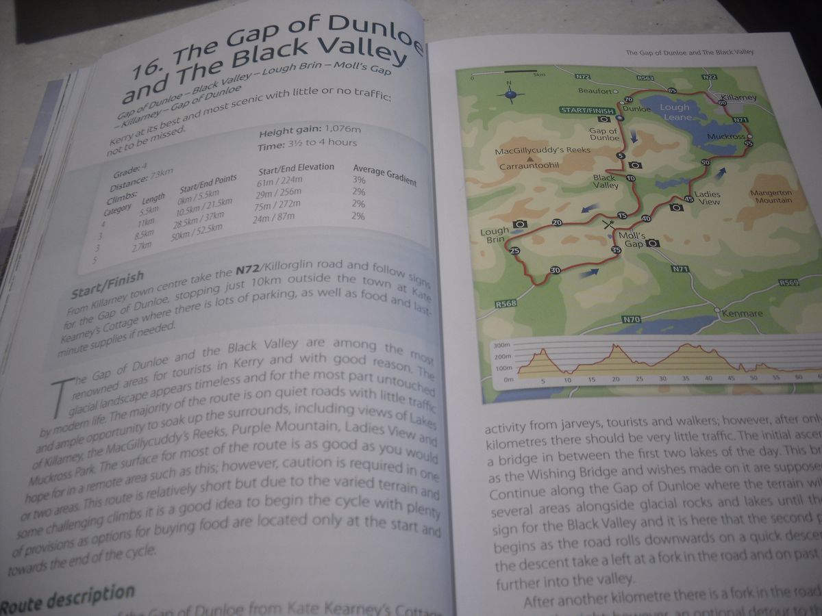 Cycling Kerry - Great Road Routes, by Donnacha Clifford and David Elton
