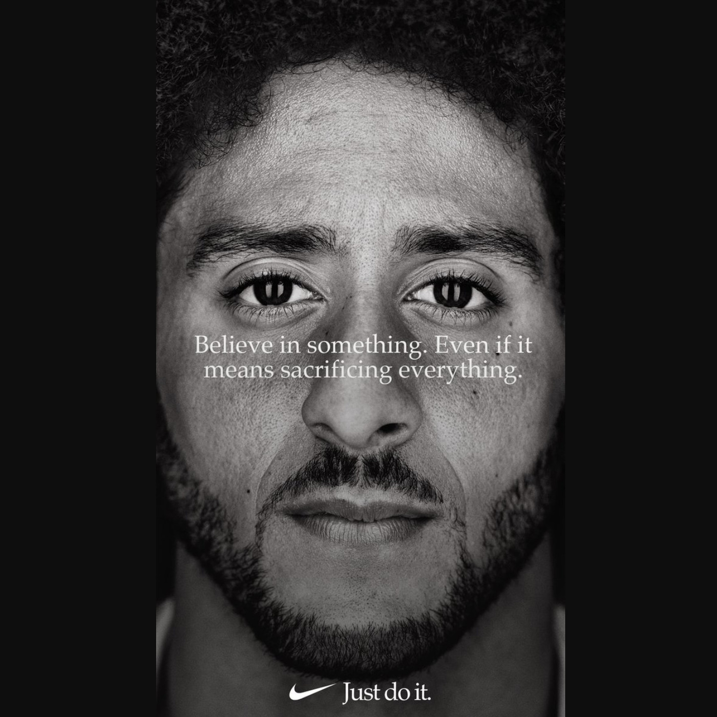 Noroeste puño Varios Colin Kaepernick is the face of Nike's “Just Do It” campaign - Vox