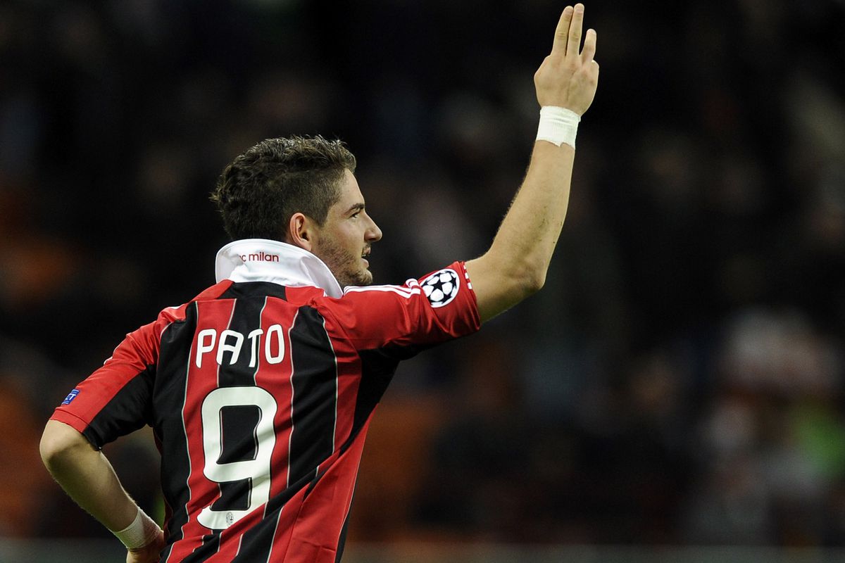 MILAN, ITALY - NOVEMBER 06: Pato of AC Milan celebrates after scoring the equaliser during the UEFA Champions League group C match between AC Milan and Malaga CF at Stadio Giuseppe Meazza on November 6, 2012 in Milan, Italy. (Photo by Claudio Villa/G