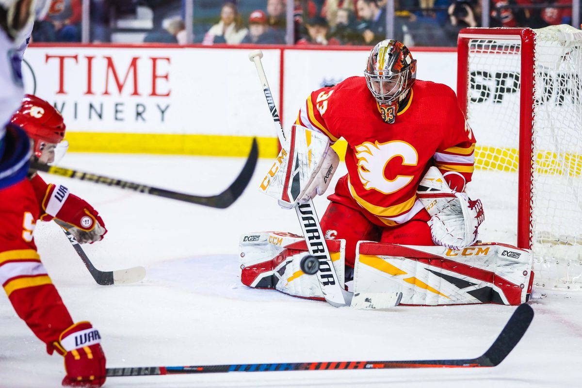 NHL: Vancouver Canucks at Calgary Flames