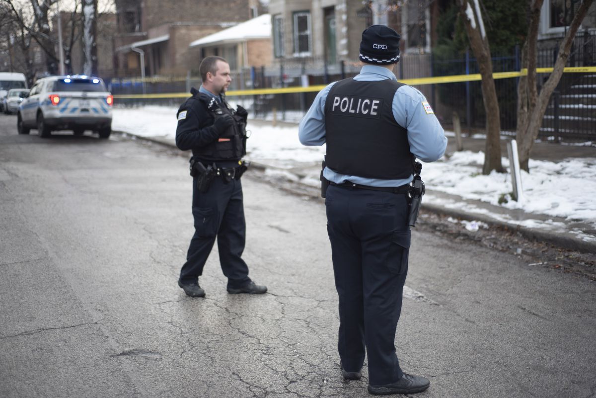 Chicago police officers respond to a shooting Friday, Nov. 30, 2018 in the 1000 block of North Monticello Avenue. | Colin Boyle/Sun-Times