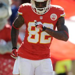 Kansas City Chiefs wide receiver Dwayne Bowe (82) celebrates after scoring a touchdown during the second half of the game against the New York Giants at Arrowhead Stadium. The Chiefs won 31-7.