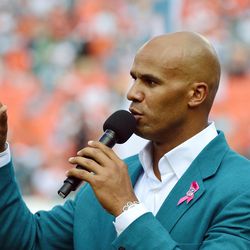 Jason Taylor Inducted into Ring of Honor 2