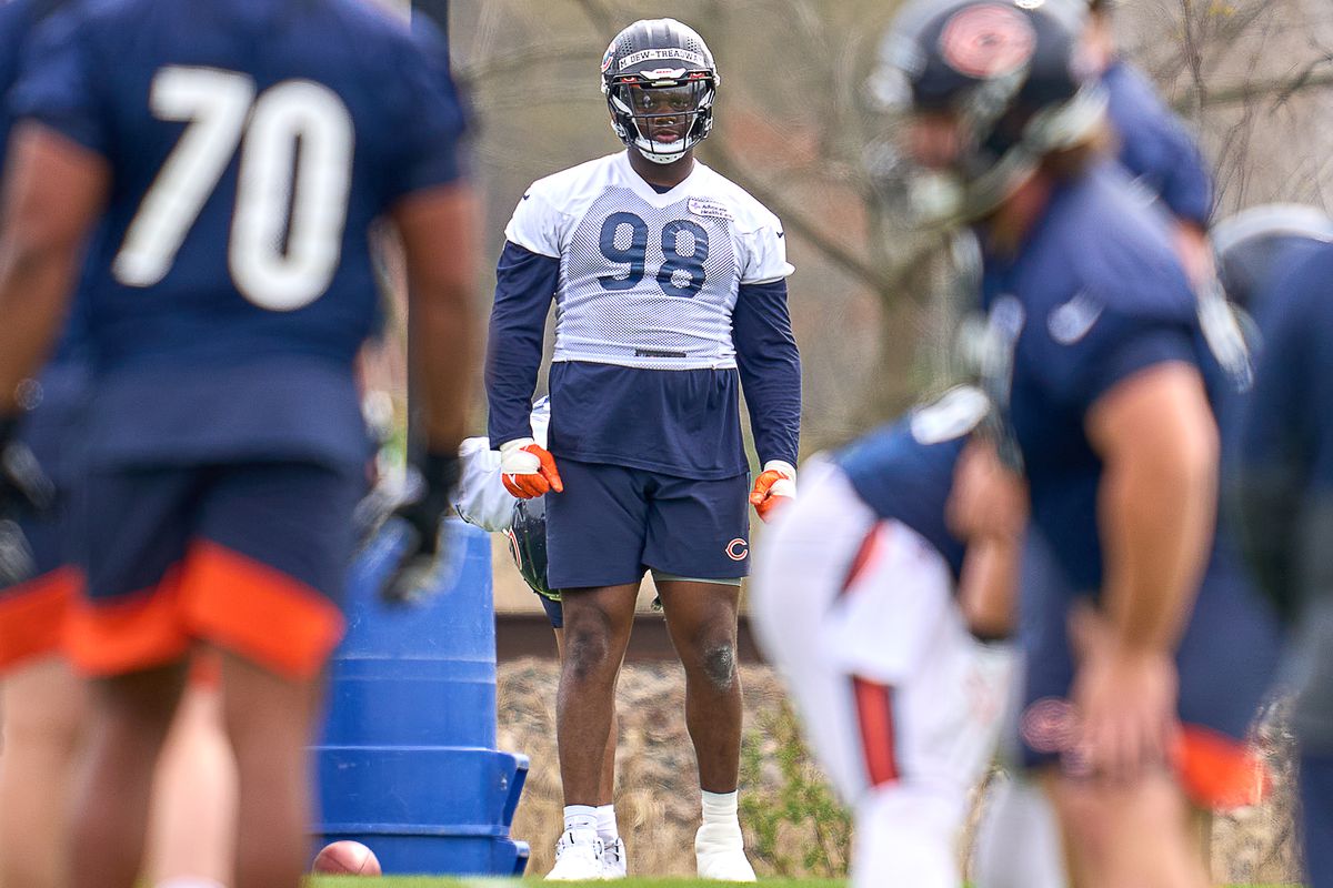 NFL: MAY 08 Chicago Bears Rookie Minicamp