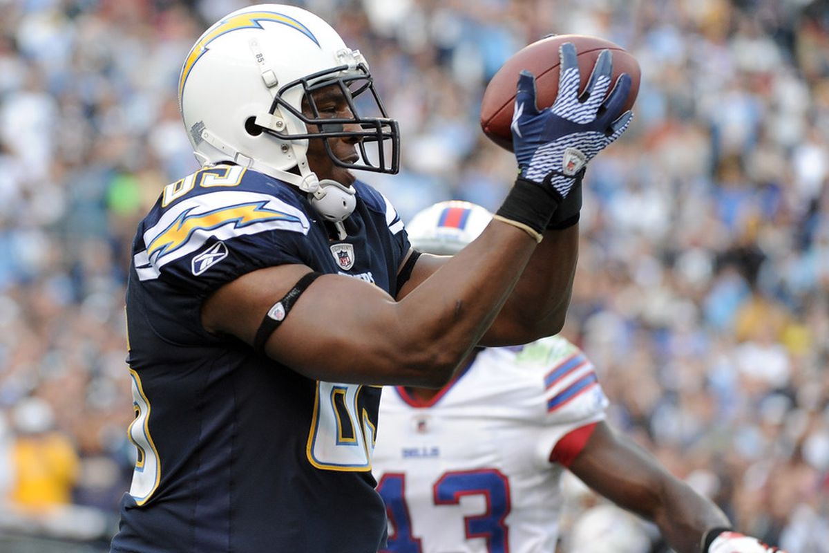 Antonio Gates #85 of the San Diego Chargers makes a catch for a touchdown.  (Photo by Harry How/Getty Images)