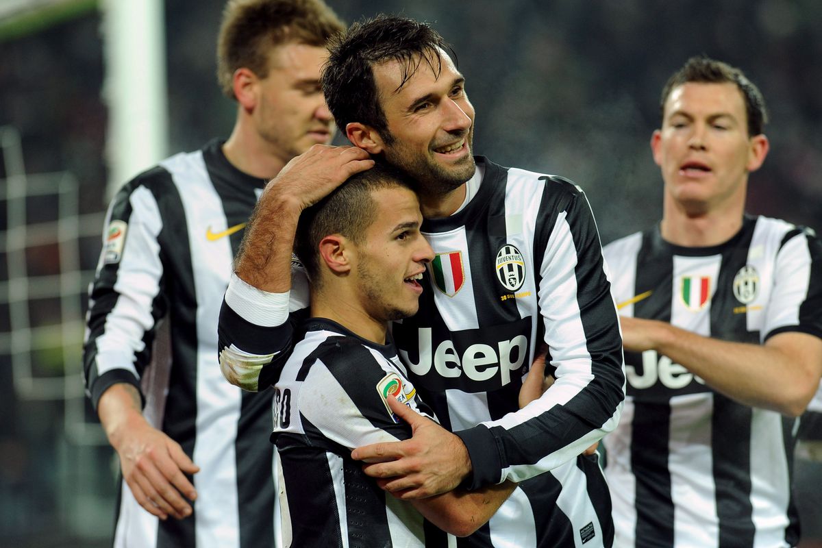 I managed to get Vucinic, Gio, and Bendtner in one picture. You're welcome.