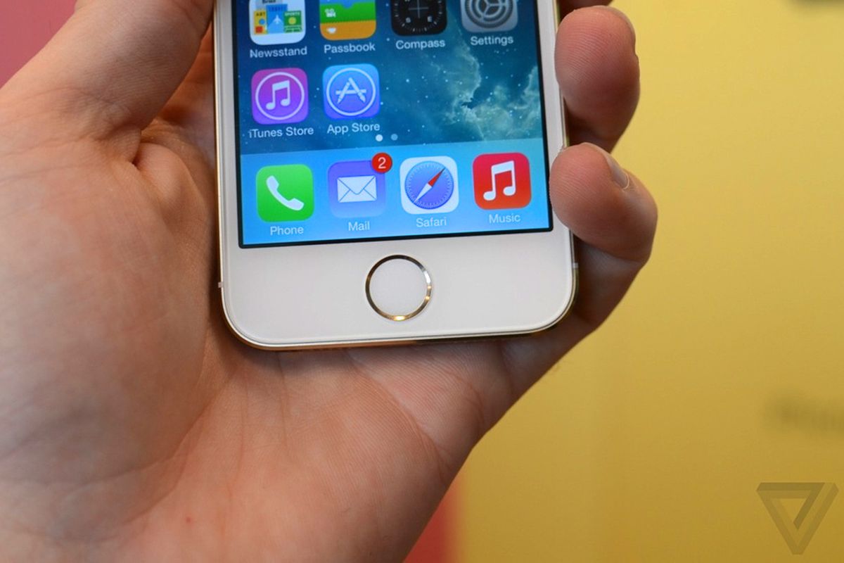 gold iphone 5s stock