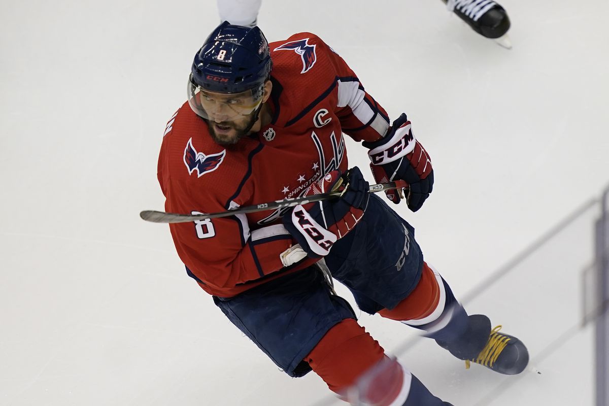 NHL: Eastern Conference Qualifications-Boston Bruins at Washington Capitals