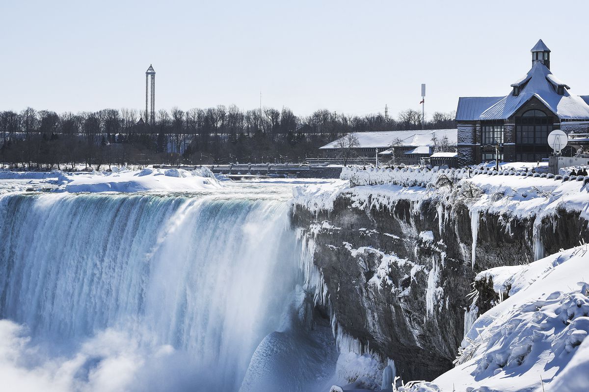 Extreme Cold Freezes Parts Of Niagara Falls