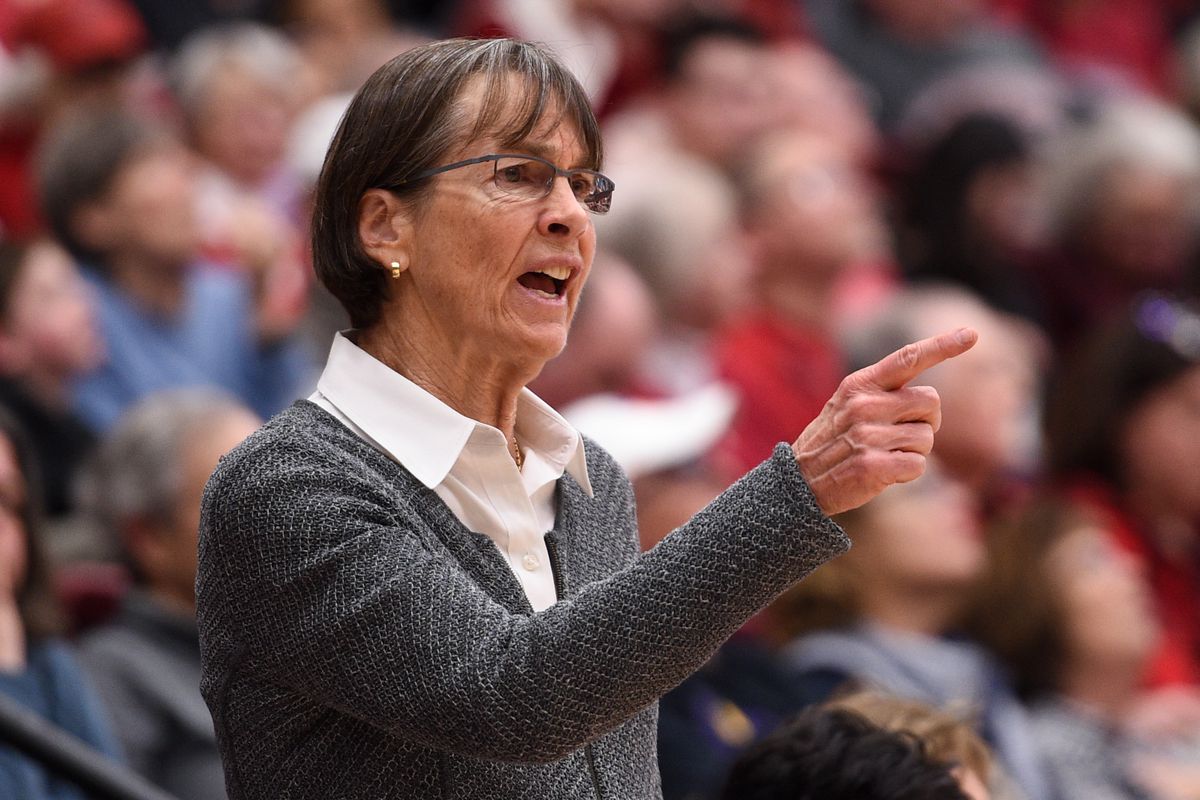 Stanford Women's Basketball: Tara VanDerveer to pass Pat Summitt's wins -  Rule Of Tree