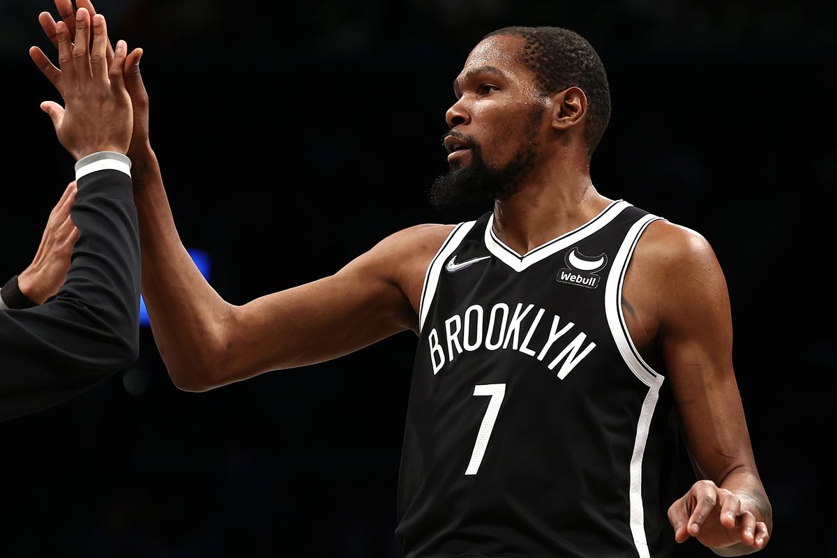 Nets reveal first look at Kevin Durant wearing No. 7 jersey