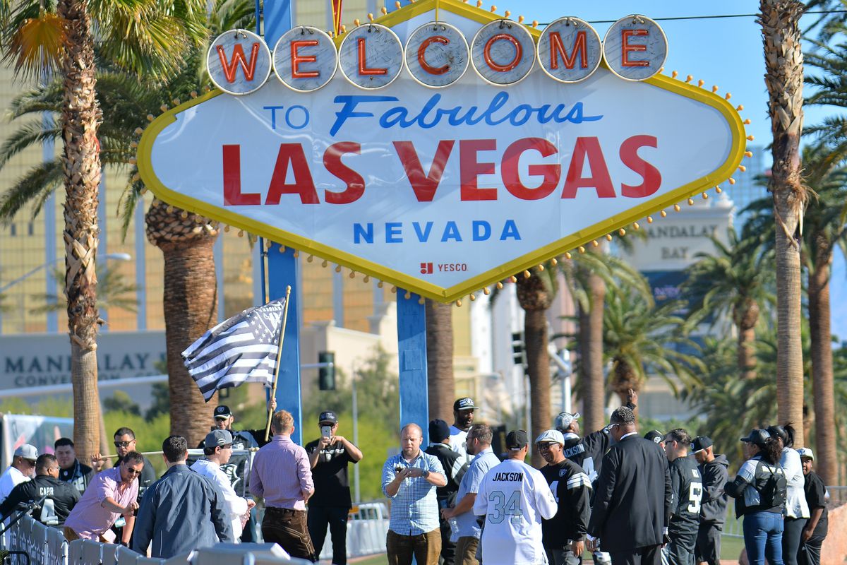 Oakland Raiders Announce Draft Picks At The Welcome To Fabulous Las Vegas Sign