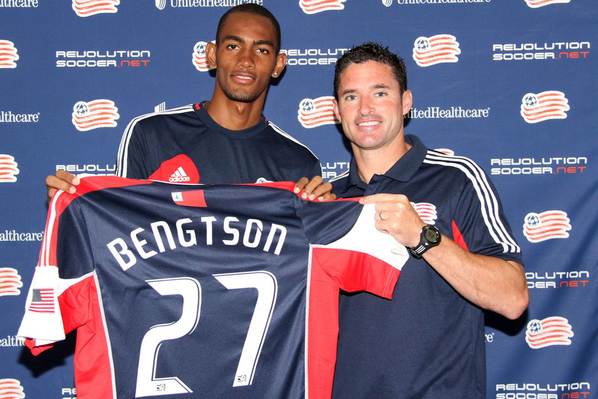 Jerry Bengtson, left, is unveiled at Gillette Stadium in Foxboro with head coach Jay Heaps. (Photo Credit: New England Revolution).