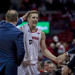 Brevin Pritzl and company get a nice send off to the bench as Wisconsin pulled away at the end. 