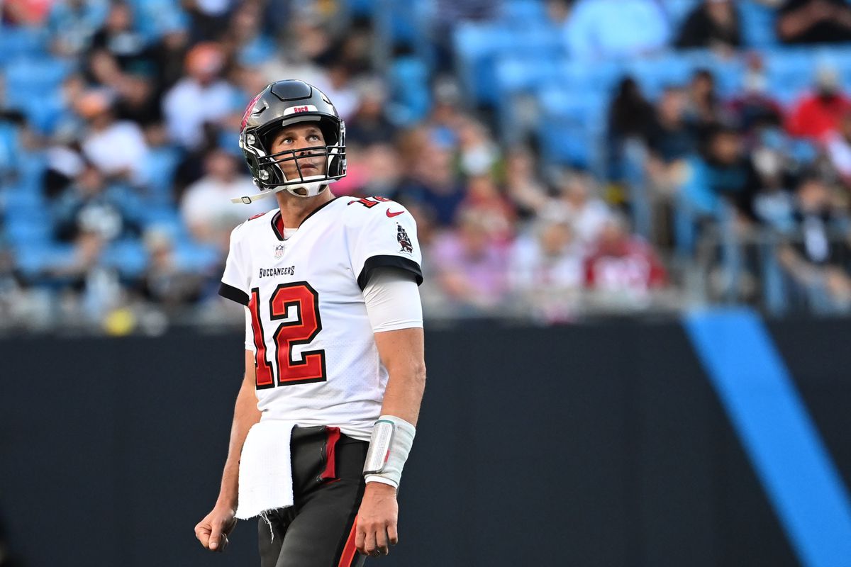 Tampa Bay Buccaneers quarterback Tom Brady (12) on the field in the fourth quarter at Bank of America Stadium.&nbsp;