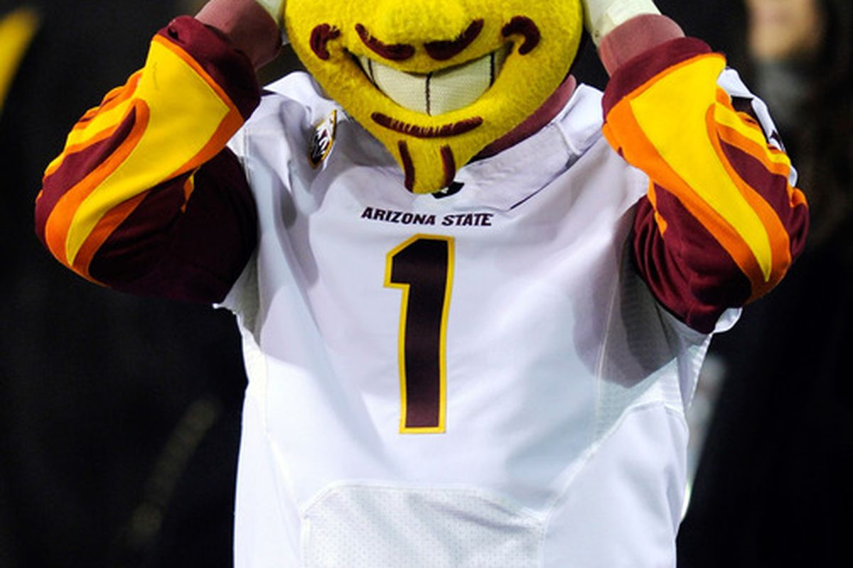 Even Sparky has had enough. (Photo by Ethan Miller/Getty Images)