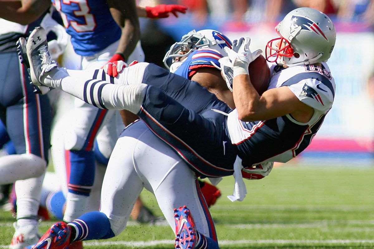 Amendola is all-in and goes all-out against the Bills.