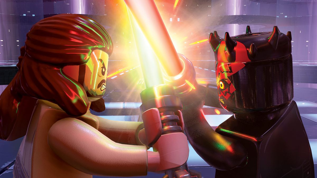 Qui-Gon Jinn and Darth Maul battle in Lego form