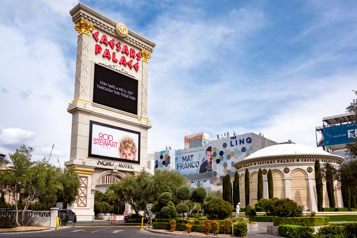 The exterior of Caesars Palace while casinos were shut down in 2020