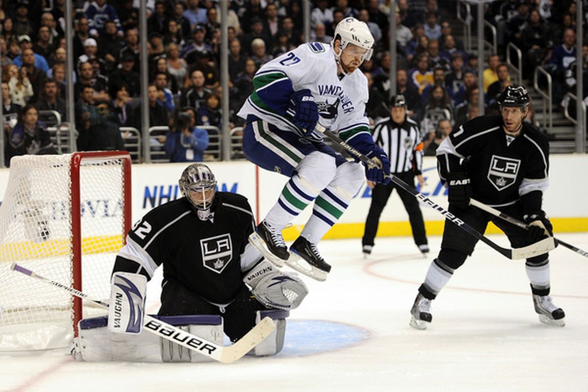 The Canucks would do well to increase the ass to Quick's face ratio in Game 4.  (Photo by Harry How/Getty Images)