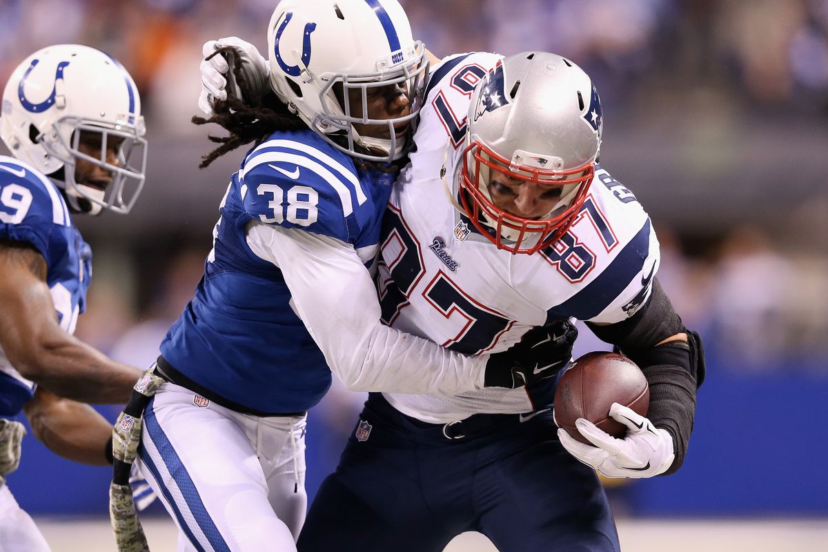 Sergio Brown slows down Rob Gronkowski before being thrown 'out of the club' 