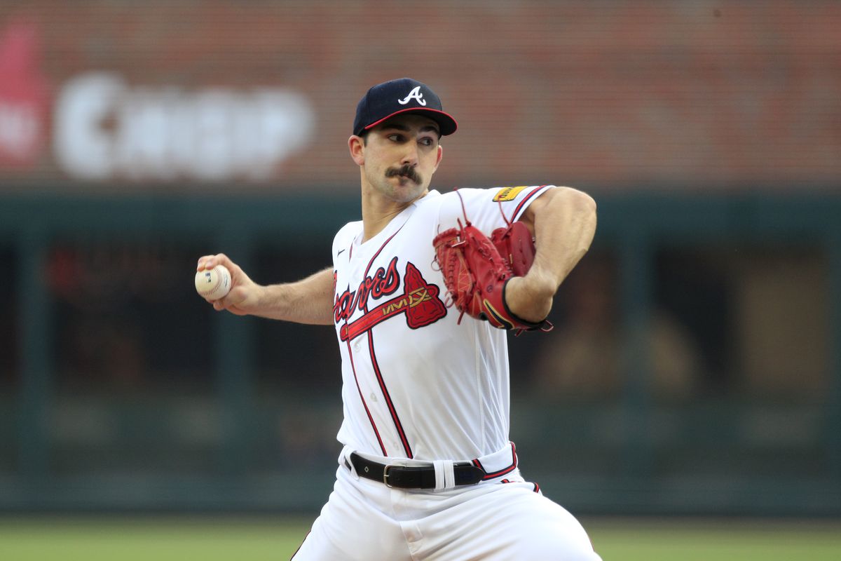 Atlanta Braves starting pitcher Spencer Strider delivers a pitch during the MLB game between the New York Mets and the Atlanta Braves on June 8, 2023 at TRUIST Park in Atlanta, GA.