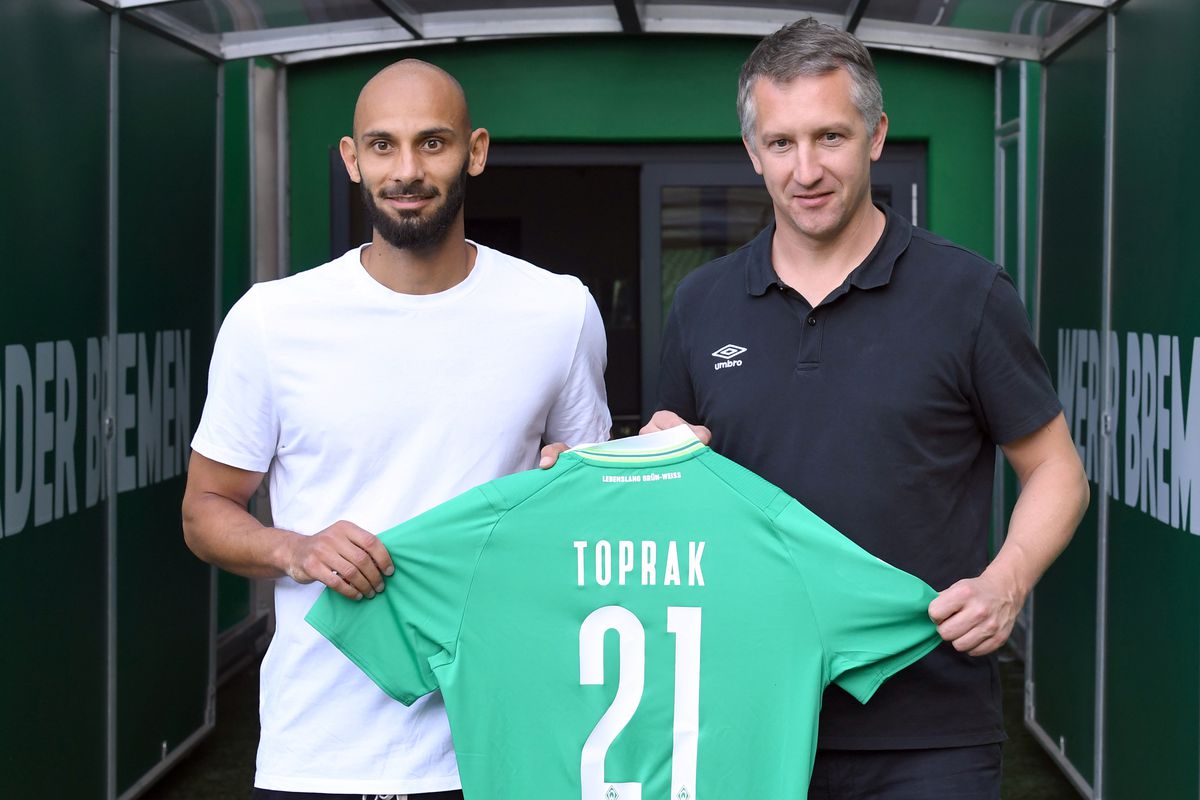 Werder Bremen presents newcomer Toprak