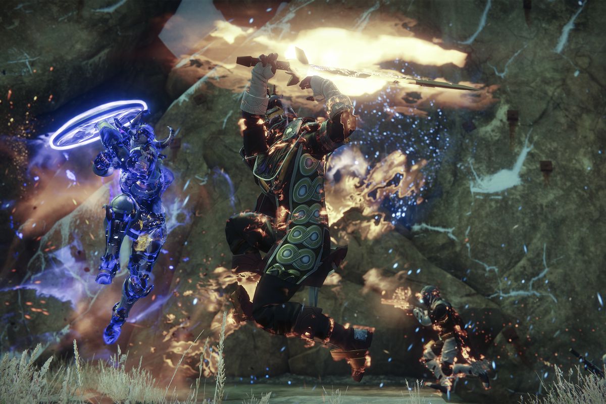 Destiny 2: The Dawning - Dawnblade Warlock fighting Sentinel Titan in Mayhem Crucible match