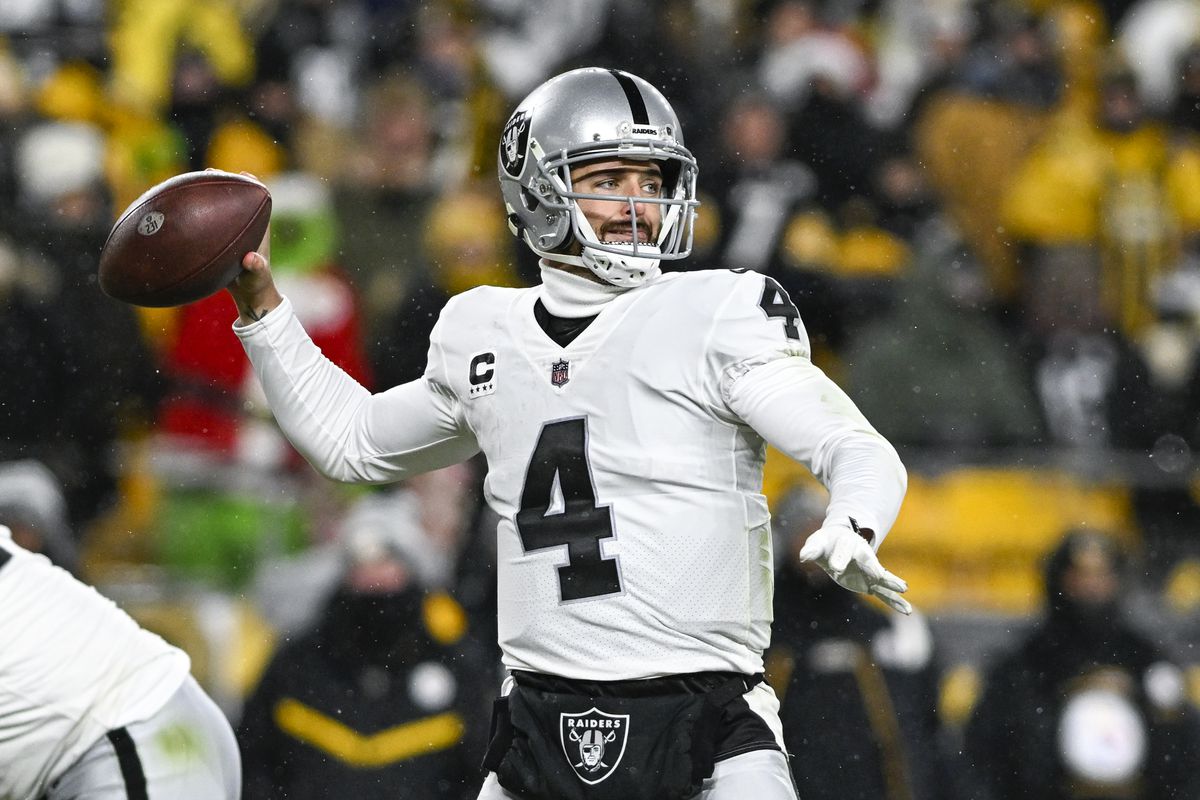 Derek Carr #4 of the Las Vegas Raiders throws a pass in the fourth quarter against the Pittsburgh Steelers at Acrisure Stadium on December 24, 2022 in Pittsburgh, Pennsylvania.
