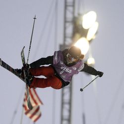 Angeli Vanlaanen (USA) competes during the women's halfpipe competition at Park City Mountain Resort on Saturday, Jan. 18, 2014.