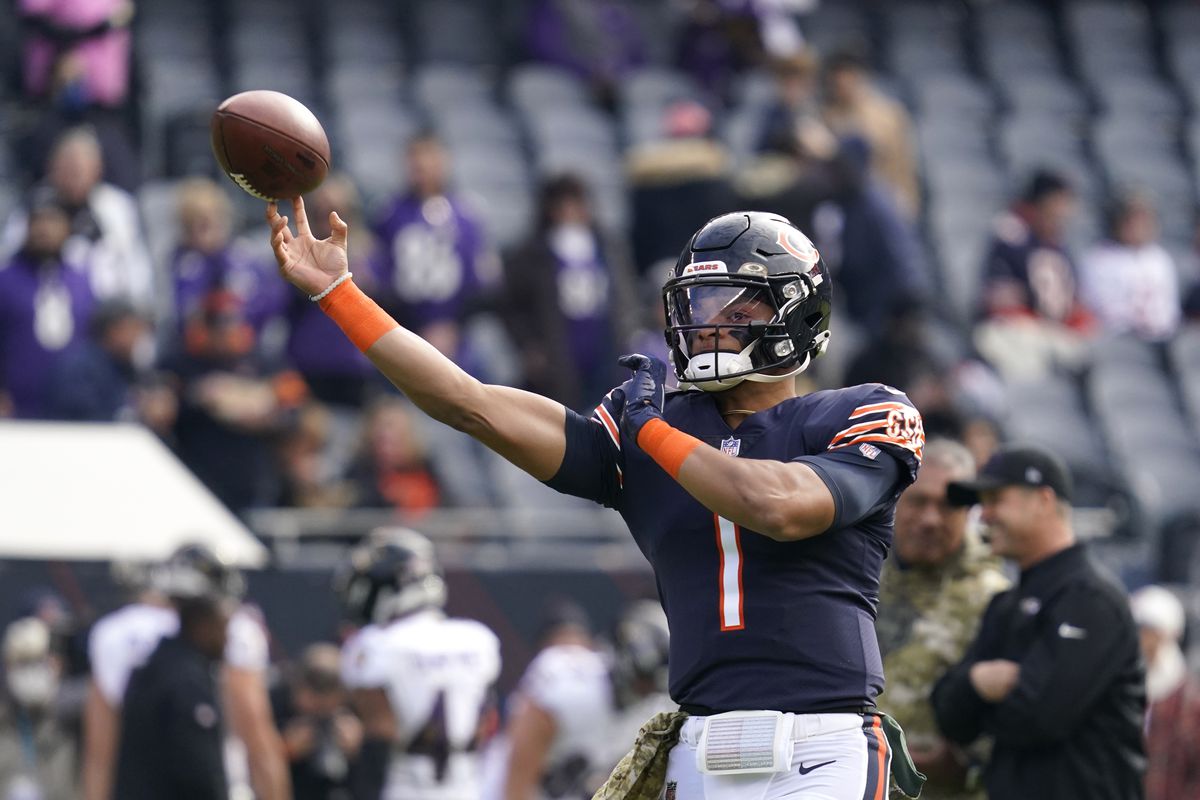 Bears quarterback Justin Fields (1) had a season-high 96.6 passer rating in his last start — a 17-9 loss to the Vikings on Dec. 20 at Soldier Field.