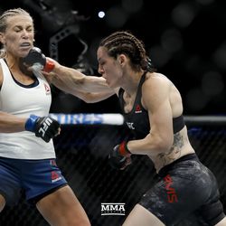 Alexis Davis connects at UFC on FOX 30.