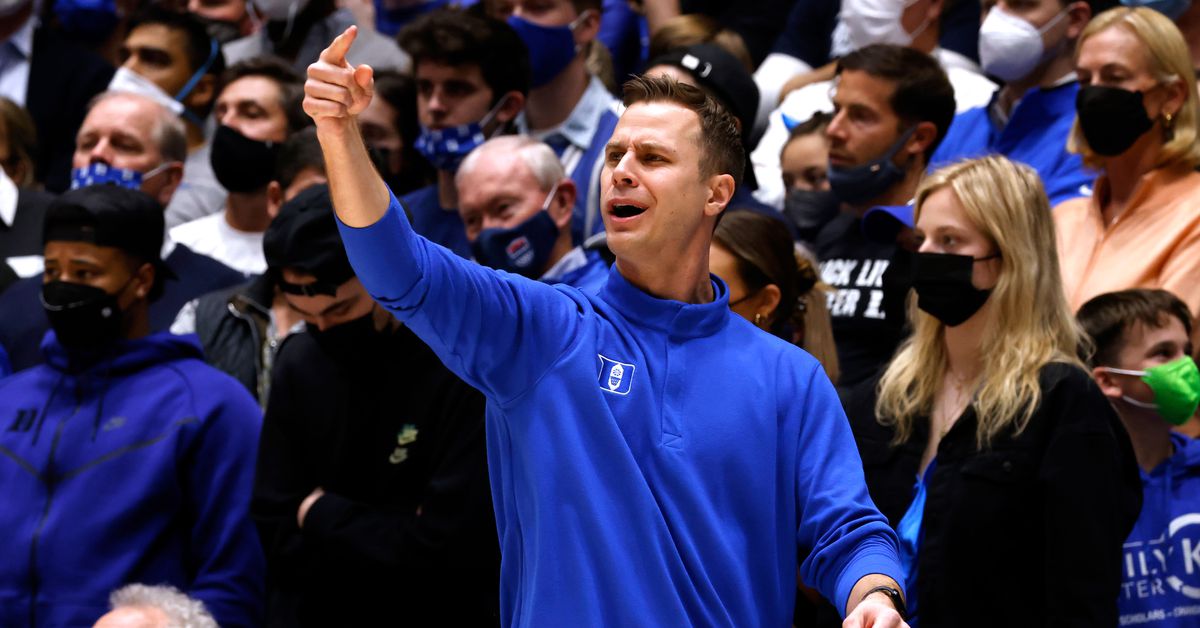 As Jon Scheyer Starts To Settle In, His Players Demonstrate Great Faith In Their Coach