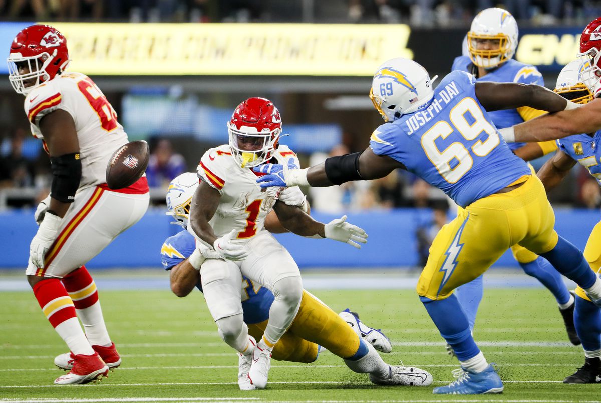 NFL: Chargers vs Chiefs