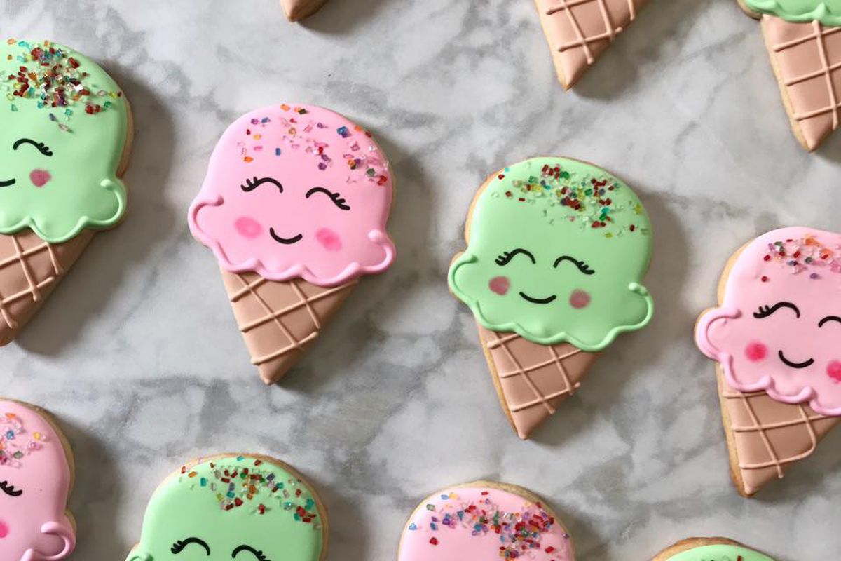 ice cream shaped sugar cookies.