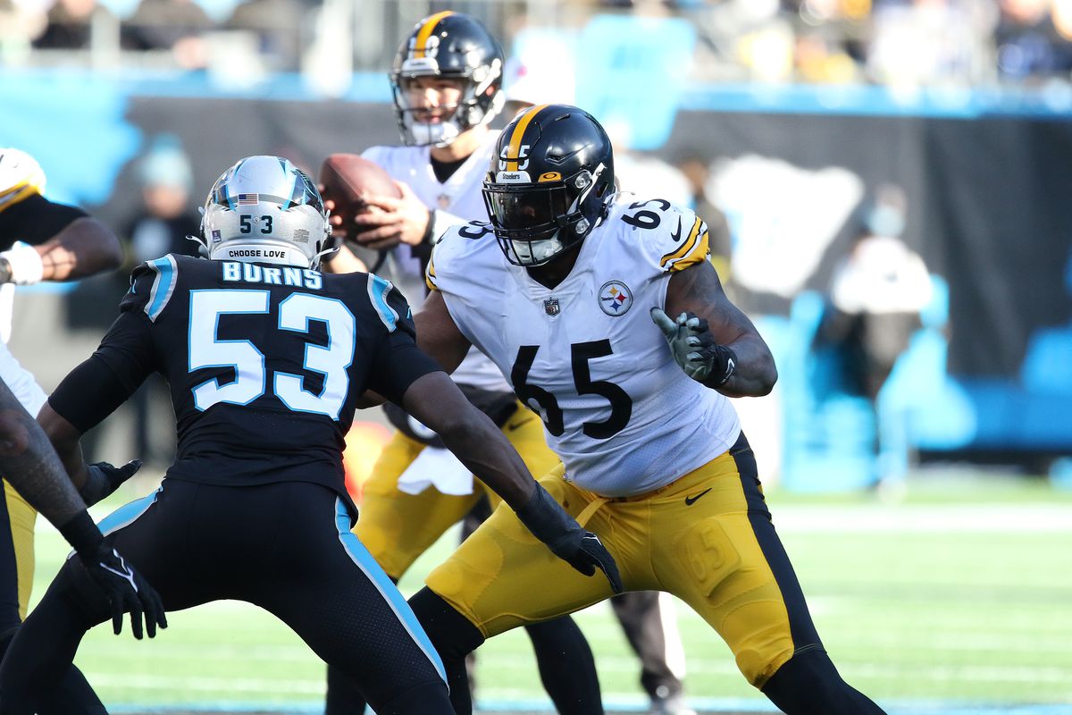 NFL: DEC 18 Steelers at Panthers