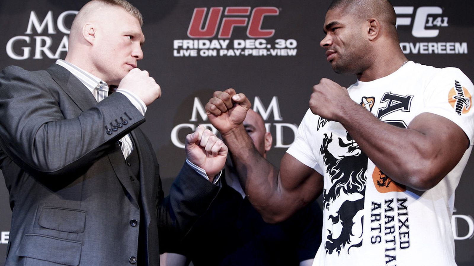 VIDEO: UFC 141 Weigh-In Results With Brock Lesnar, Alistair Overeem And  More - MMA Nation